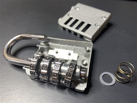 how does a 4-digit combination lock work|Inside a Combination Lock .